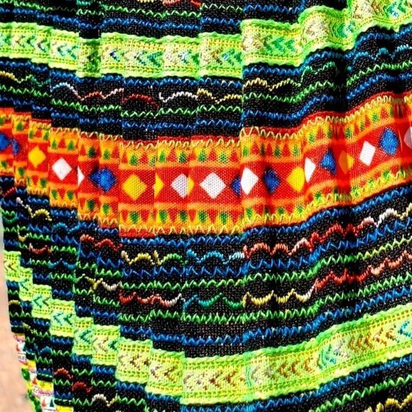Vintage Short Pleated Skirt XS to S Hmong Ribbon Embroidery Pompoms - Picture 5 of 12